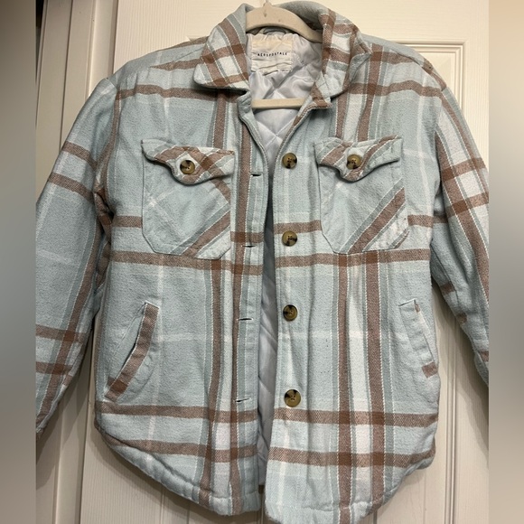 Shacket - Picture 1 of 1